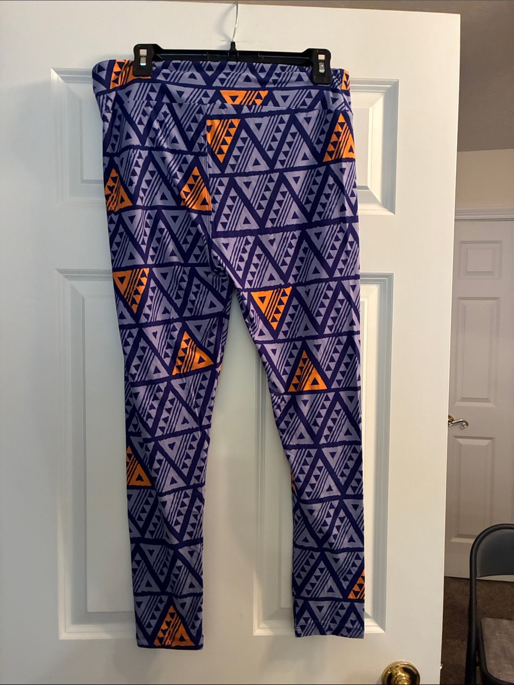 LuLaRoe T/C' Purple Geometric Print Leggings with Orange Accents